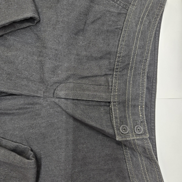 Bandolino Pants Womens 6 Gray  Capri  Pockets Casual Flat Front - Picture 3 of 6